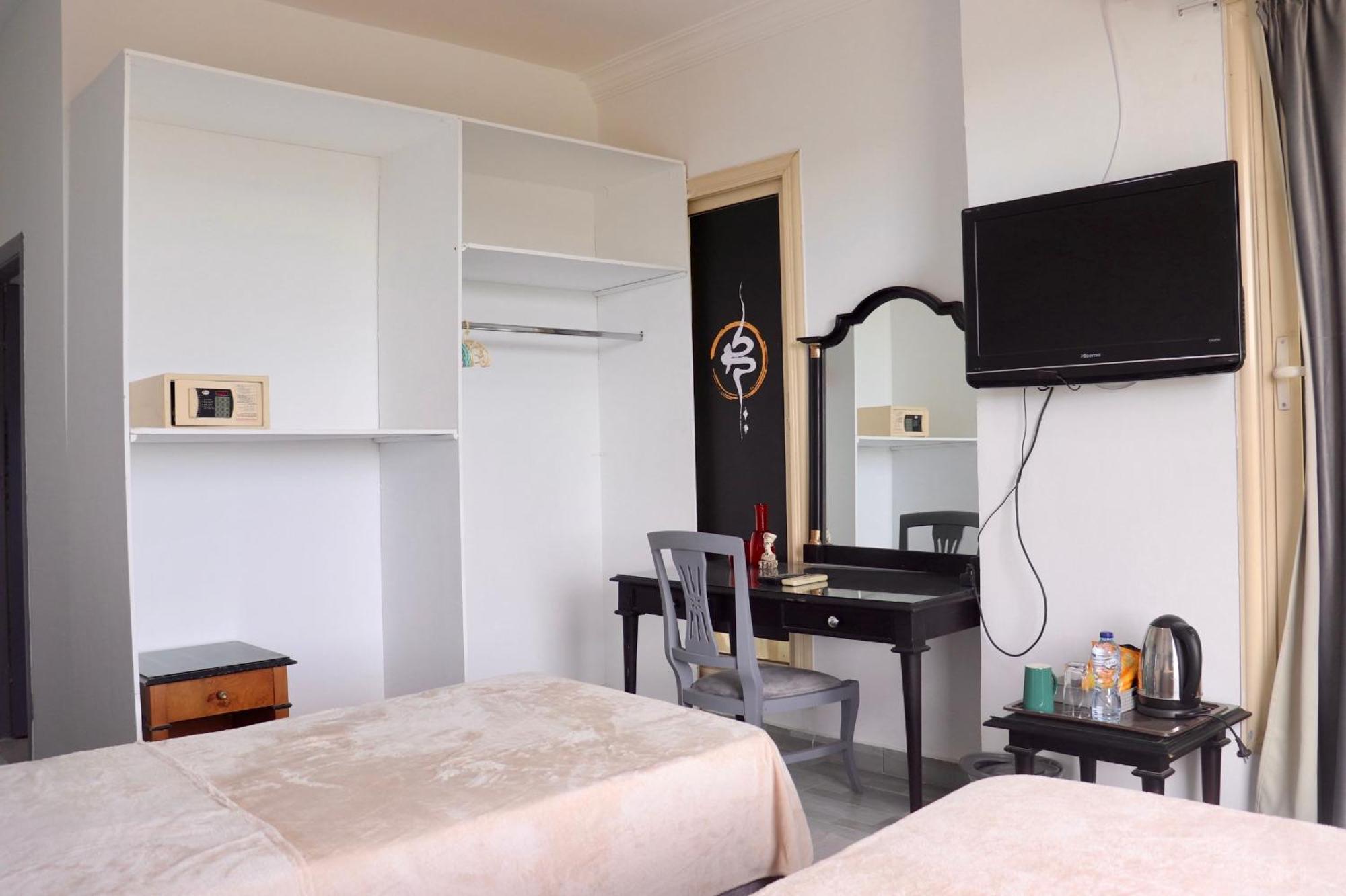 Twin Room with View